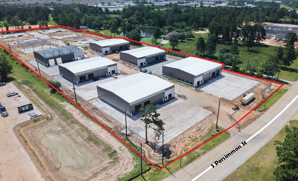 More Photos Of 1523 S Persimmon St, Tomball Warehouse For Sale