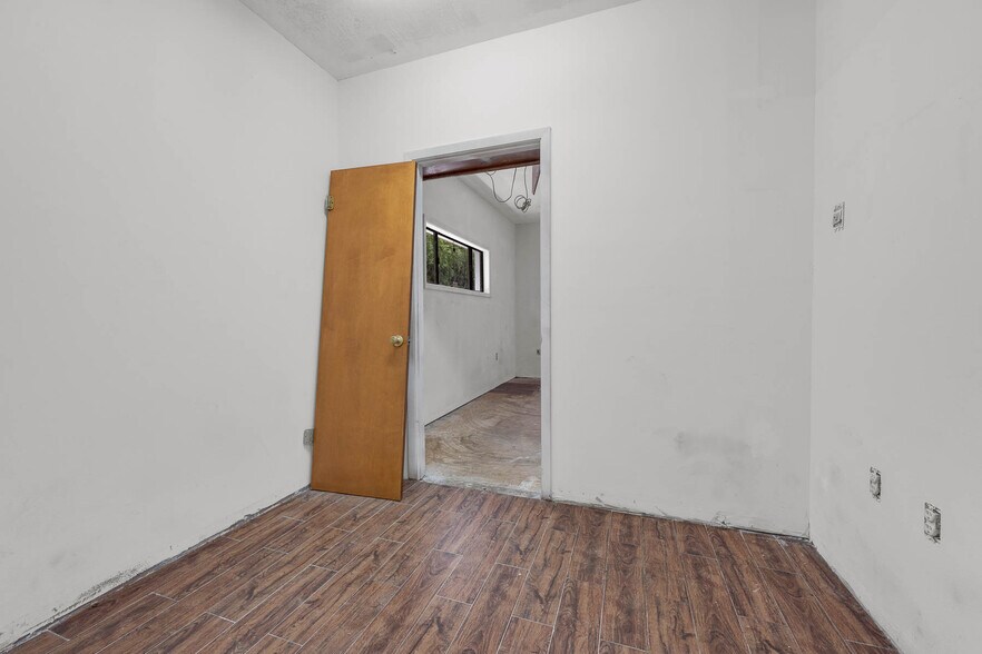 More Photos Of 2306 Lee Rd, Winter Park Medical For Lease