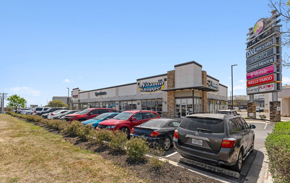 More Photos Of NW Loop 410 @ Blanco Rd, San Antonio Unknown For Lease