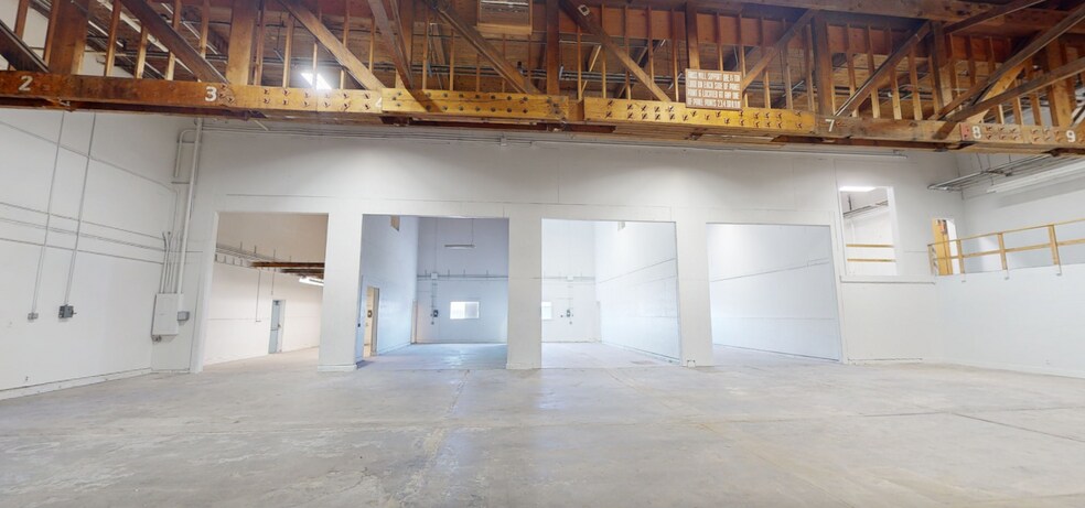 More Photos Of 5601 Echo Ave, Reno Warehouse For Lease