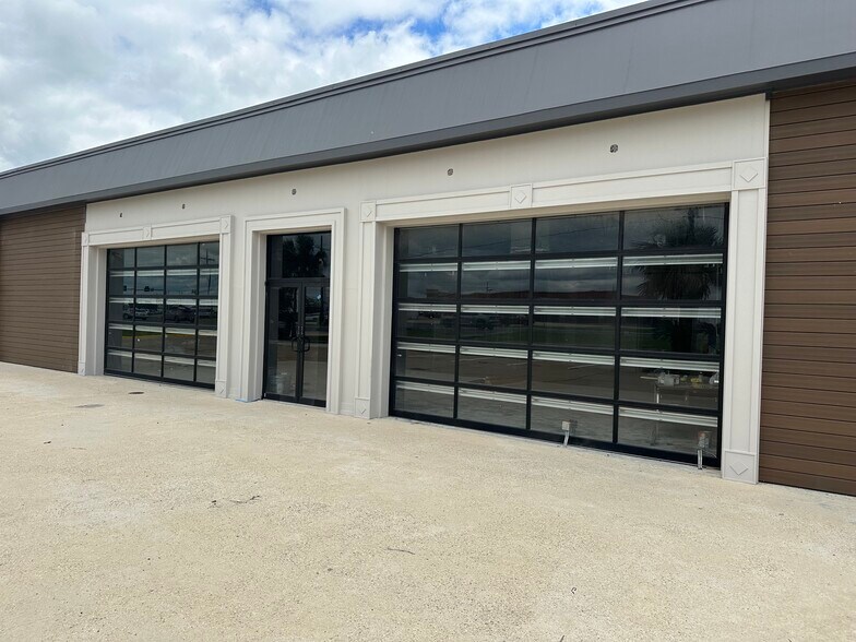 More Photos Of 1400 W Tunnel Blvd, Houma Hotel For Lease