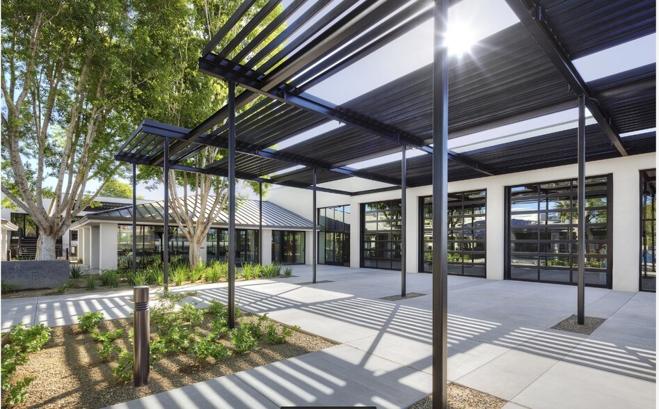 More Photos Of 6320 E Thomas Rd, Scottsdale Unknown For Lease