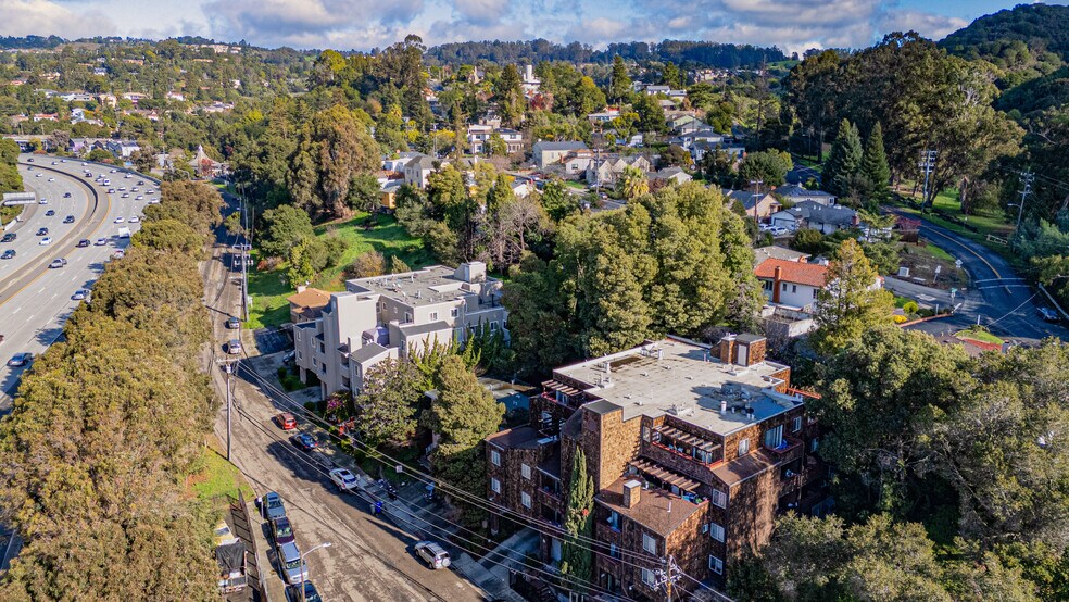 More Photos Of 9716 Mountain Blvd, Oakland Apartments For Sale