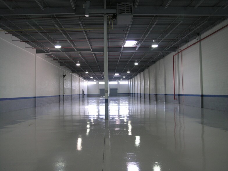 More Photos Of 17-09 Zink Pl, Fair Lawn Manufacturing For Sale