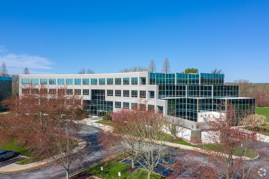 More Photos Of 2751 Centerville Rd, Wilmington Office For Lease