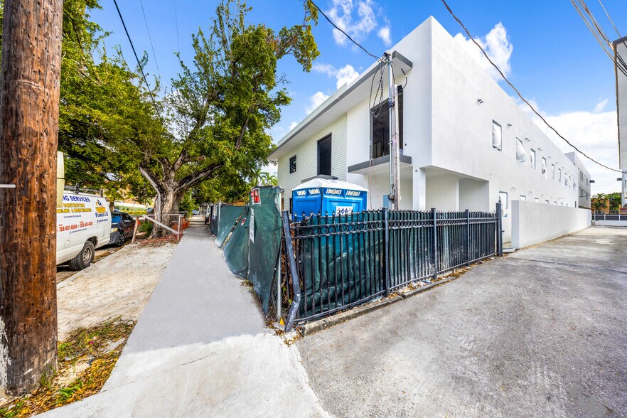 More Photos Of 1254 SW 2nd St, Miami Apartments For Sale