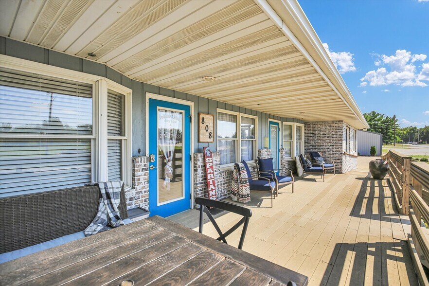 More Photos Of 808 N 3rd St, Saint Joseph Apartments For Sale