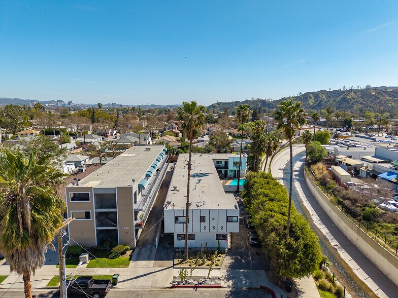 More Photos Of 252 W Elm Ave, Burbank Apartments For Sale