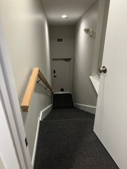 More Photos Of 400 9th Ave S, Safety Harbor Unknown For Lease