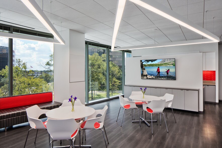 More Photos Of 12140 Wickchester Ln, Houston Office For Lease