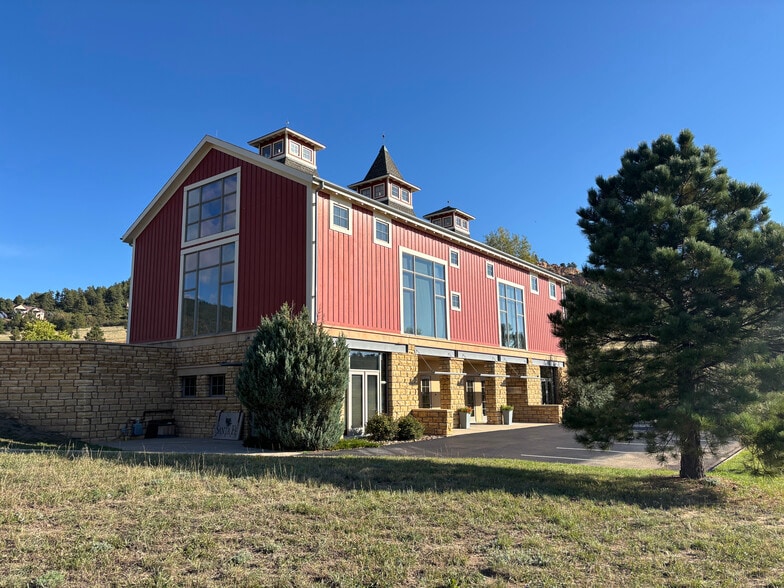 More Photos Of 300 General Palmer Dr, Palmer Lake Office For Lease