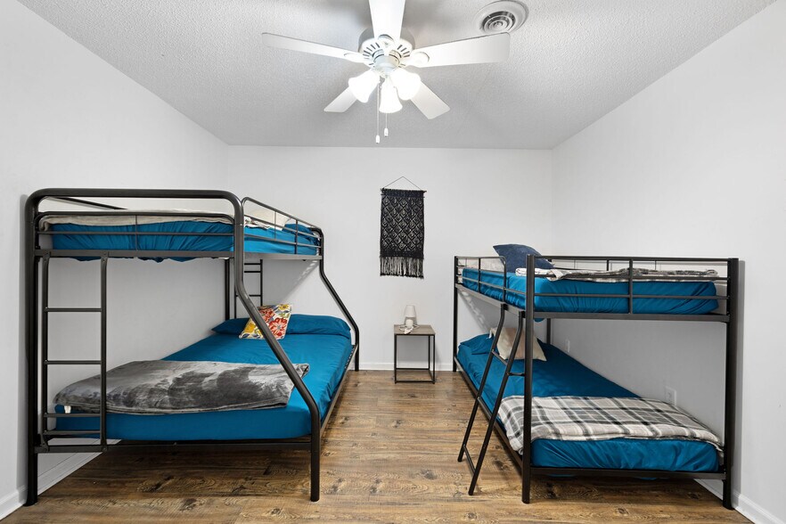 More Photos Of 10360 AL-227, Albertville Specialty For Sale