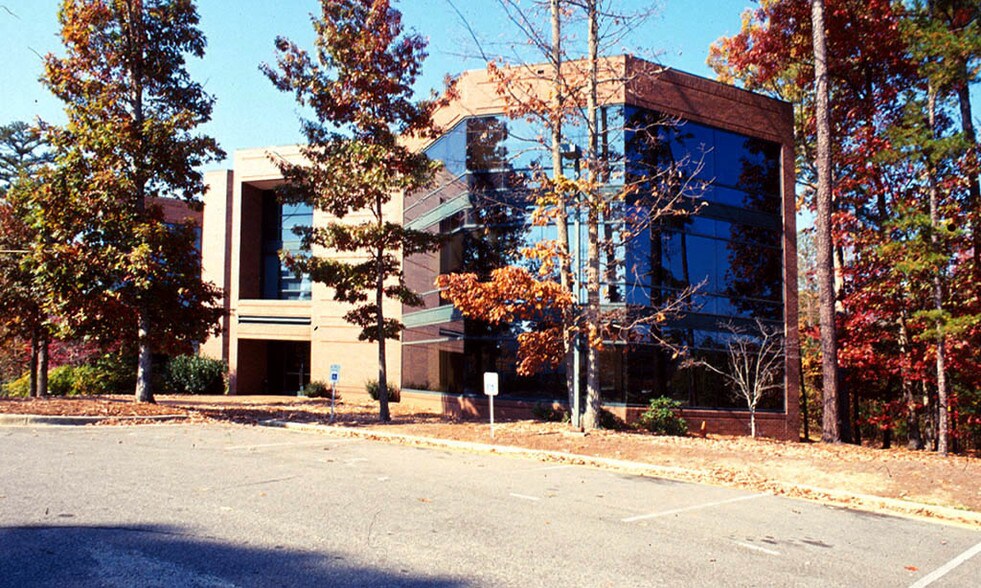 More Photos Of 4601 Lake Boone Trl, Raleigh Medical For Lease