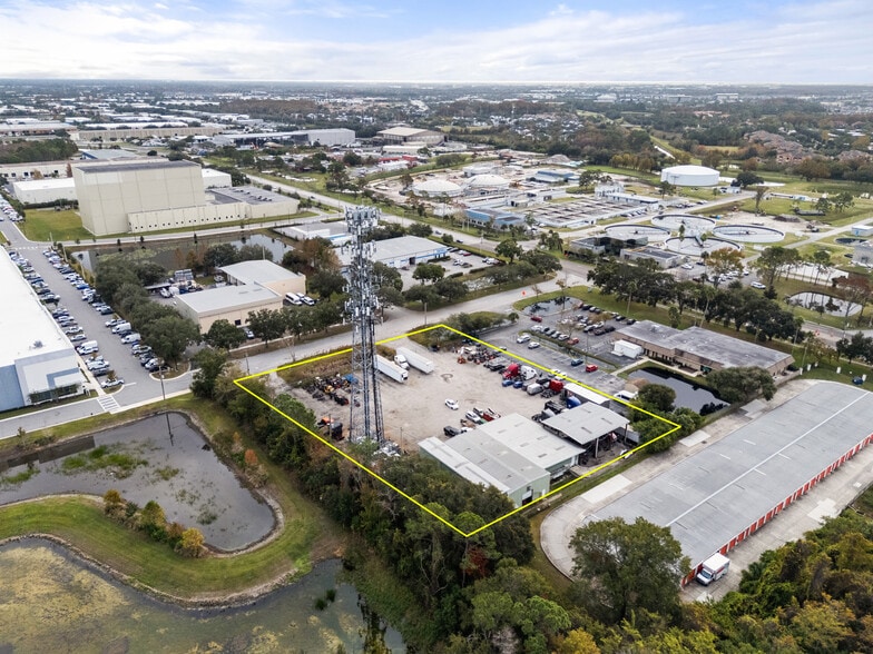 More Photos Of 5387 L B McLeod Rd, Orlando Warehouse For Lease