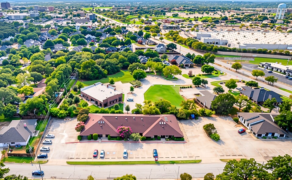 Primary Photo Of 1721 Cimarron Trl, Hurst Medical For Sale