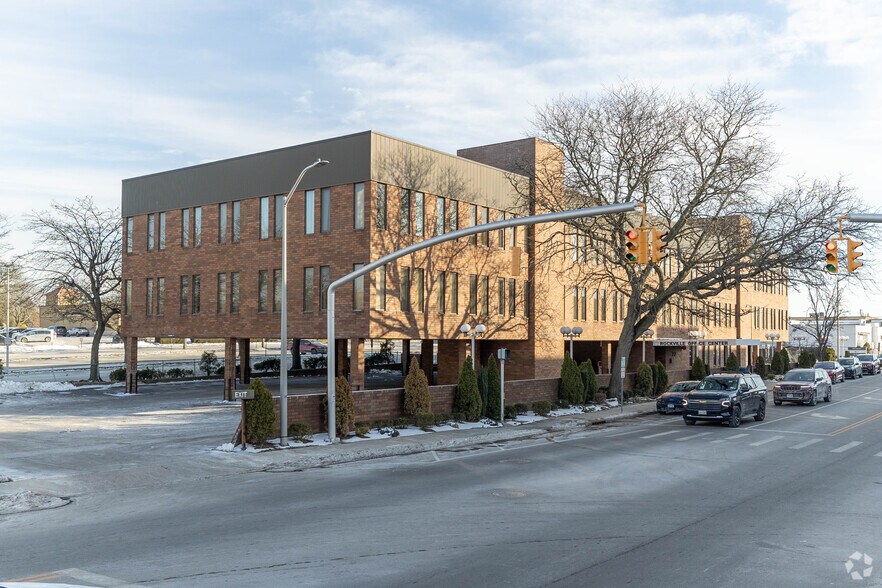 More Photos Of 77 N Centre Ave, Rockville Centre Medical For Lease