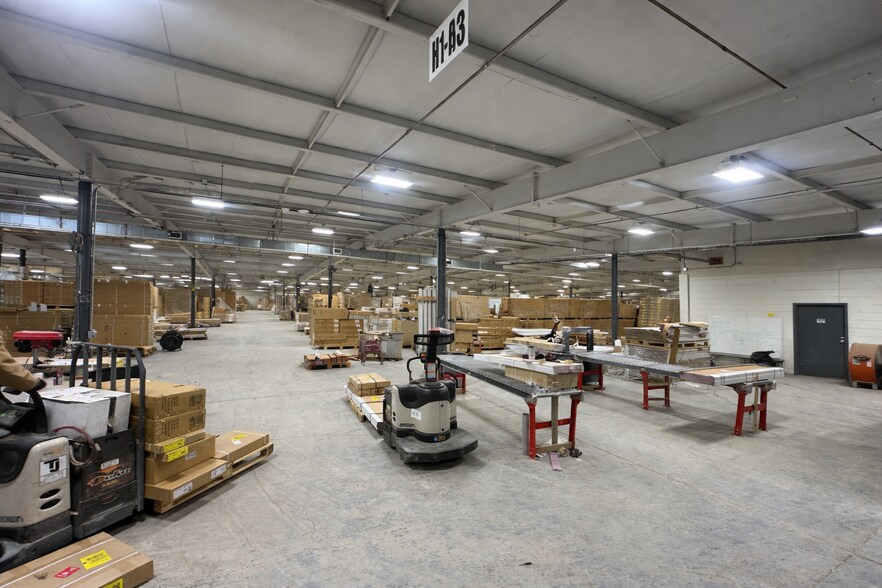 More Photos Of 2060 Main St, Apalachin Warehouse For Lease