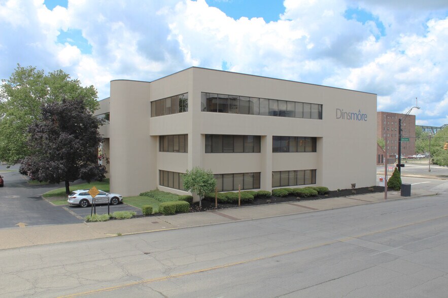 More Photos Of 611 3rd Ave, Huntington Office For Sale