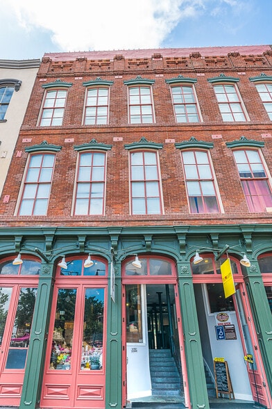 More Photos Of 2309 Strand St, Galveston Storefront Retail Residential For Sale