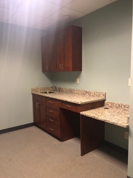 More Photos Of 316 W Pike St, Lawrenceville Medical For Lease