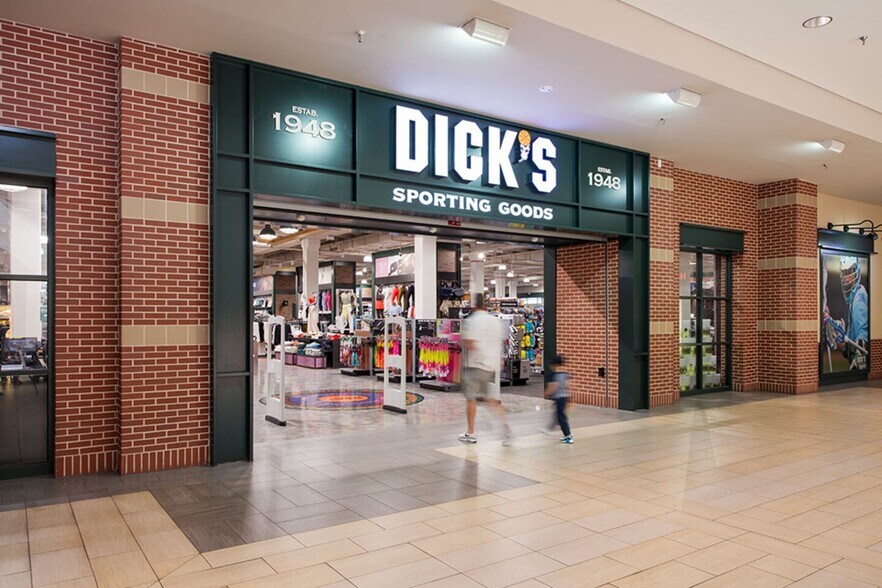 More Photos Of 6600 Menaul Blvd NE, Albuquerque Unknown For Lease