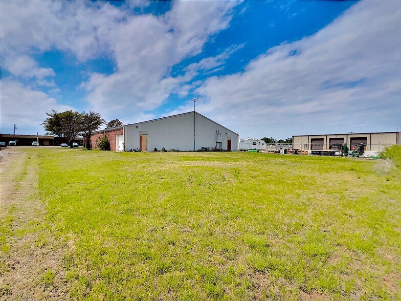 More Photos Of 1400 Lera, Weatherford Medical For Sale