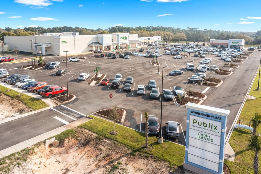 More Photos Of 11040 Navarre Pky, Navarre Storefront For Lease