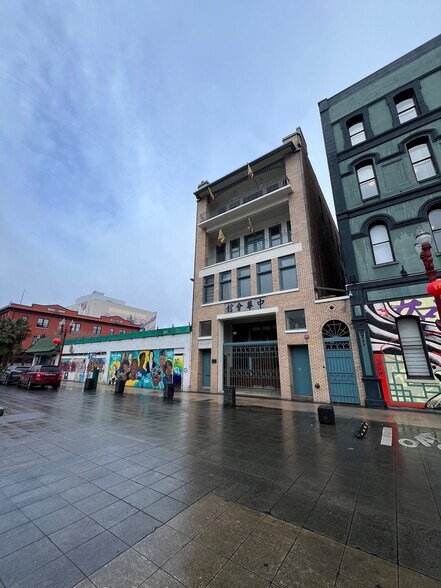 More Photos Of 315 NW Davis St, Portland Office For Lease