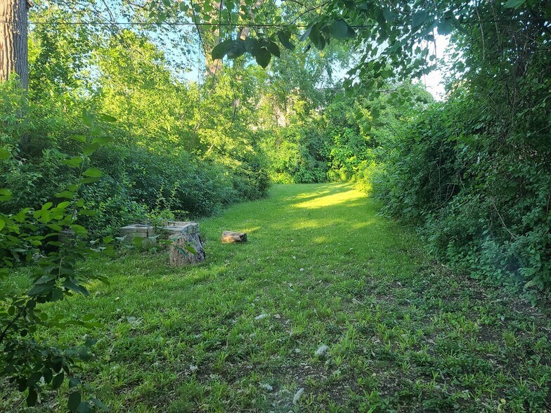 Primary Photo Of 300 Baker St, Royal Oak Land For Sale