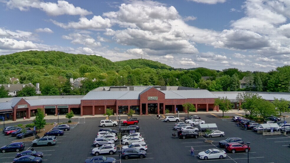 More Photos Of 400-470 US Highway 202/206 Dr, Bedminster Unknown For Lease