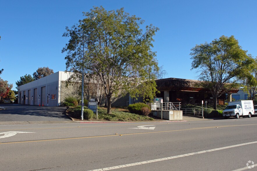 Primary Photo Of 1261 Andersen Dr, San Rafael Service For Lease