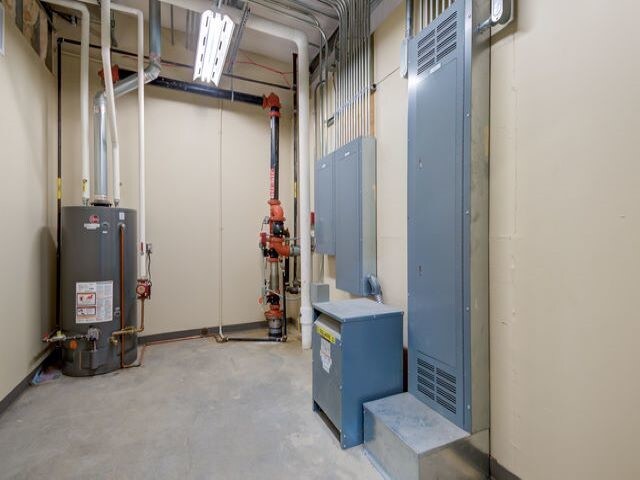 More Photos Of 2201 W South Ave, Ponca City Warehouse For Sale