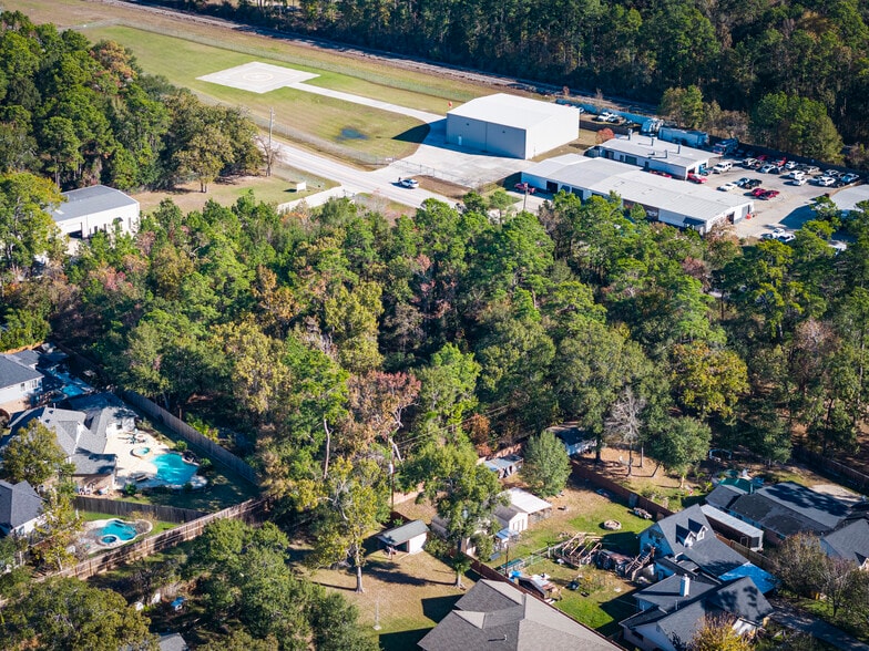 More Photos Of 26231 Hanna Rd, Spring Land For Sale