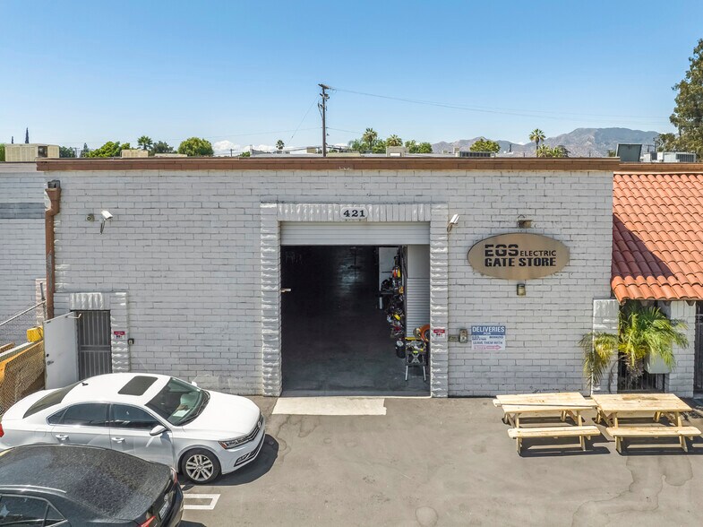 More Photos Of 425 Park Ave, San Fernando Warehouse For Sale