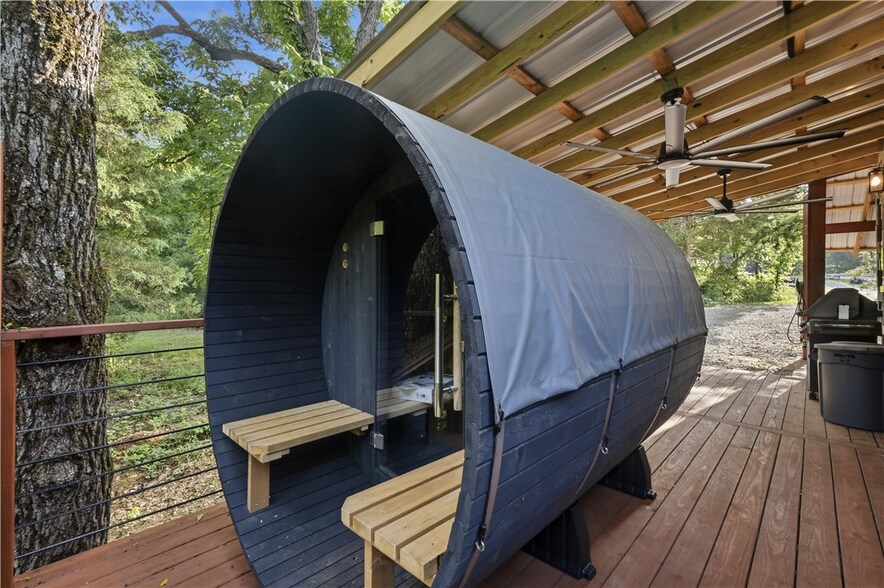 More Photos Of 394 Madison 1555, Eureka Springs Specialty For Sale