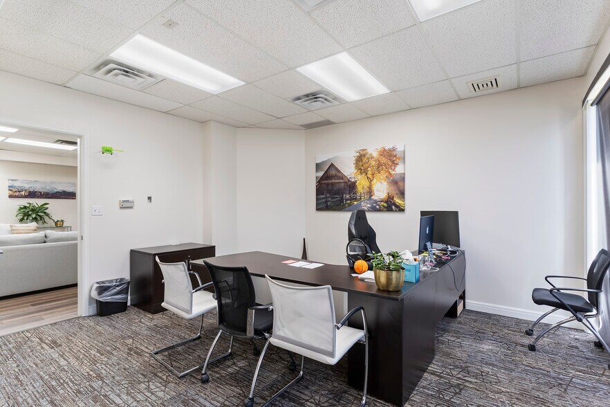 More Photos Of 1480 E Ridgeline Dr, Ogden Office For Sale