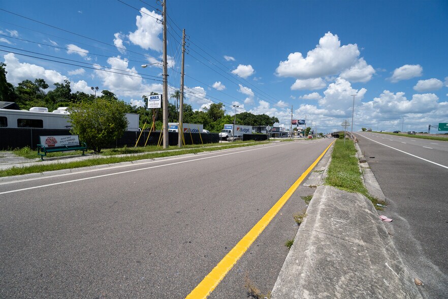 More Photos Of 5507 E Colonial Dr, Orlando Auto Repair For Sale