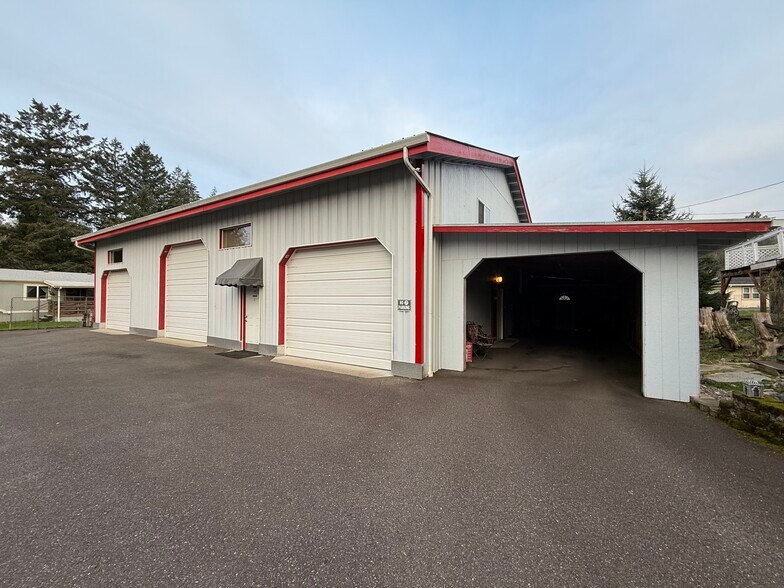 More Photos Of 3935 NE Everett St, Camas Specialty For Sale