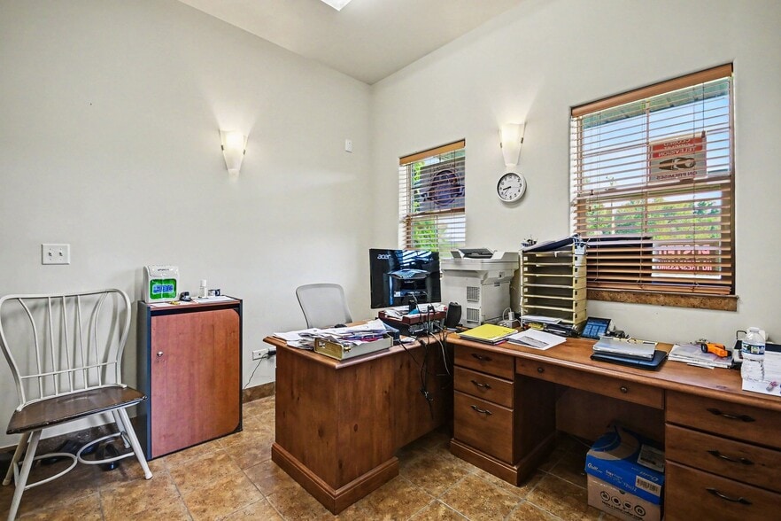 More Photos Of 12531 W Horseshoe Dr, New Lenox Warehouse For Sale