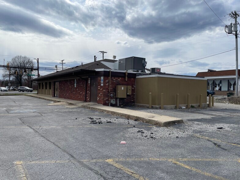 More Photos Of 3400 Leonardtown Rd, Waldorf Restaurant For Lease