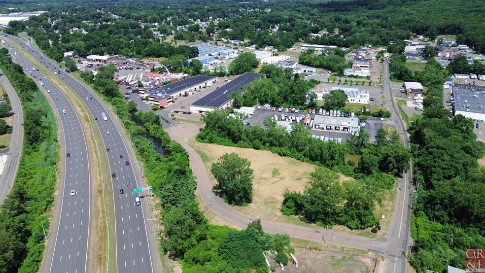 More Photos Of 78-98 Rebeschi Dr, North Haven Warehouse For Lease