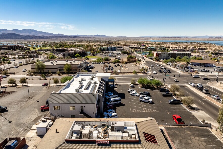 More Photos Of 1600 Mcculloch Blvd N, Lake Havasu City General Retail For Lease