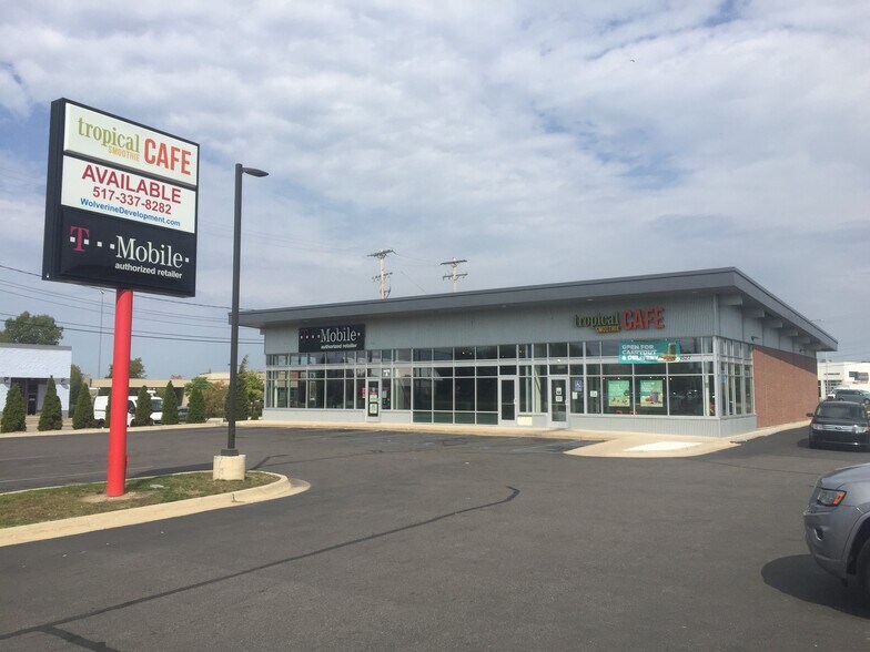 Primary Photo Of 6527 S Cedar St, Lansing Freestanding For Lease