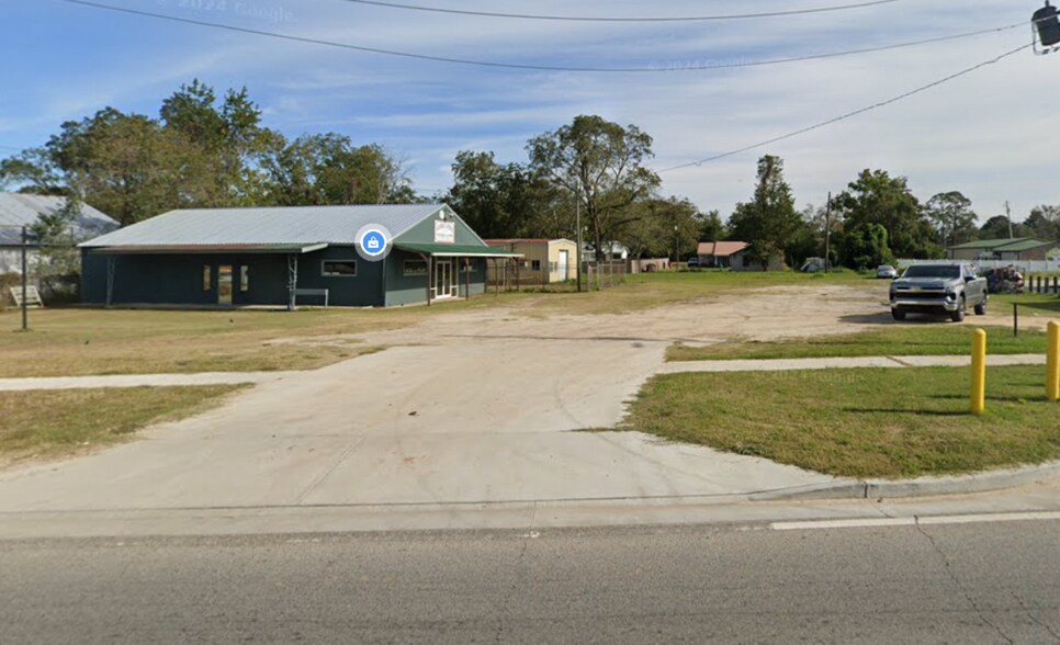 More Photos Of 717 Highway Ave, Blackshear Storefront Retail Office For Sale