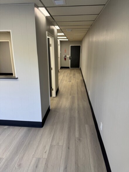 More Photos Of 62 E 11th St, Tracy Office For Lease