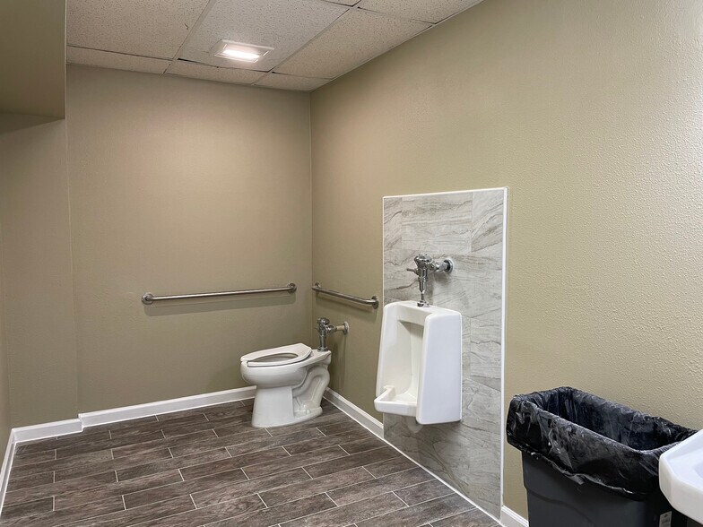 More Photos Of 26940 E Baseline Ave, Highland Office For Lease