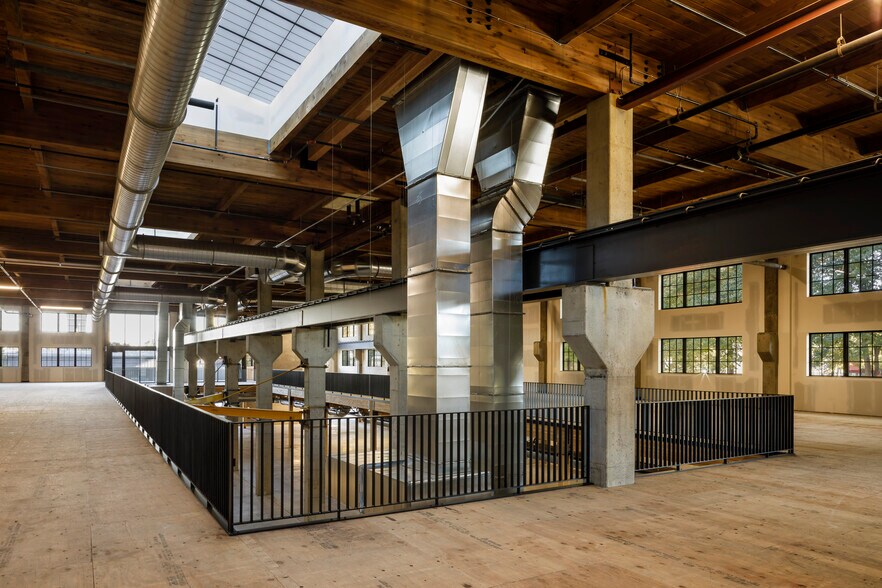 More Photos Of 1715 NW 17th Ave, Portland Loft Creative Space For Lease