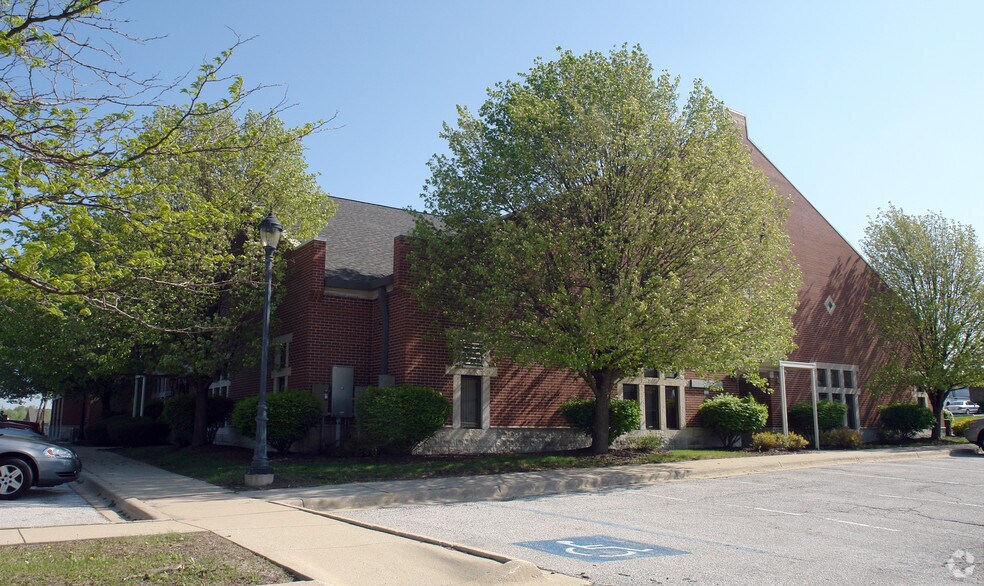 More Photos Of 8510-8514 Broadway, Merrillville Medical For Sale