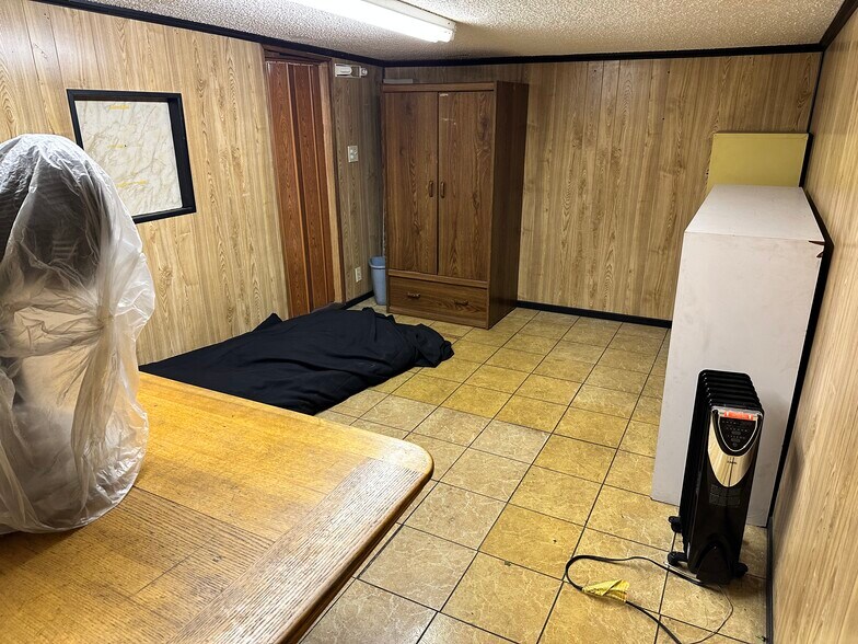 More Photos Of 705 W Commonwealth Ave, Fullerton Auto Repair For Lease