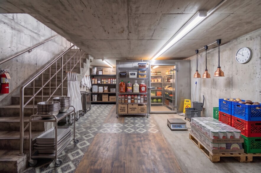 More Photos Of 938 Flatbush Ave, Brooklyn Storefront Retail Office For Lease